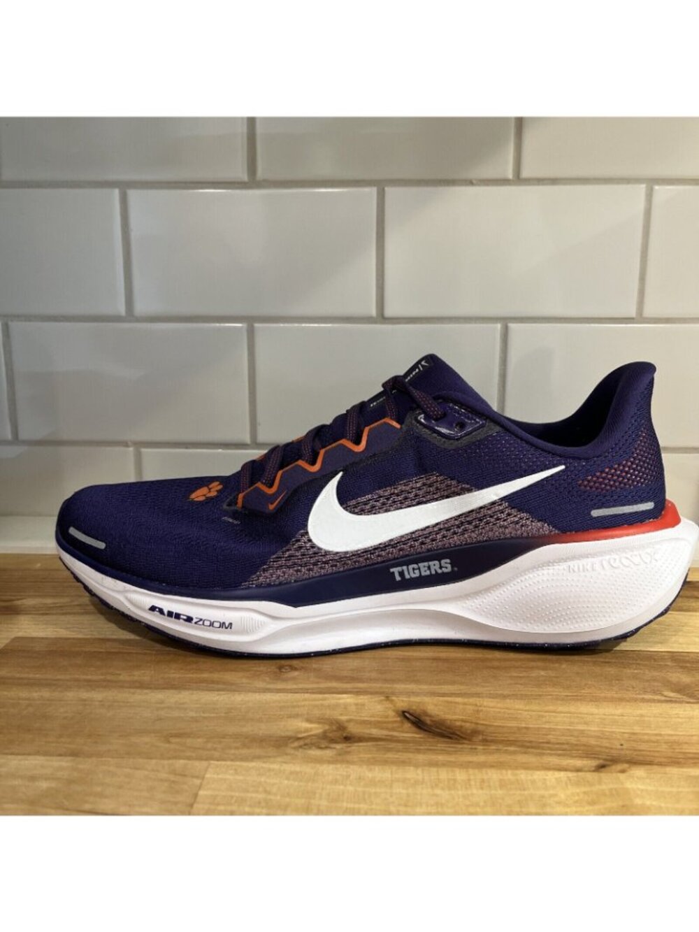 Nike Pegasus 41 Clemson Tigers Running Shoes Men's SZ 11 Purple Mesh FZ5108-500 - Picture 2 of 12